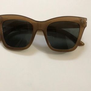 Aerie Sunnies American Eagle Sunglasses